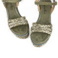 Load image into Gallery viewer, GARDENIA-ALMA-EN-PENA-V20285-SUEDE-KAKHY-5