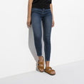 carregar imagem na visualização da galeria, GARDENIA-BIRKENSTOCK-1009526-ARIZONA-SFB-LEVE-R-MINK-8