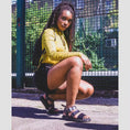 Load image into Gallery viewer, GARDENIA-DR.MARTENS-1569500-GRYPHON-BLACK-6