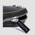 carregar imagem na visualização da galeria, GARDENIA-DR.MARTENS-41430001-LEATHERHEARTSHAPEDKEYRINGPURSE-2