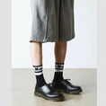 carregar imagem na visualização da galeria, GARDENIA-DR.MARTENS-AC681006-ATHLETICLOGOSOCK-BLACK-WHITE-1