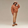 Load image into Gallery viewer, W PUMPED SLIDE / CHESTNUT