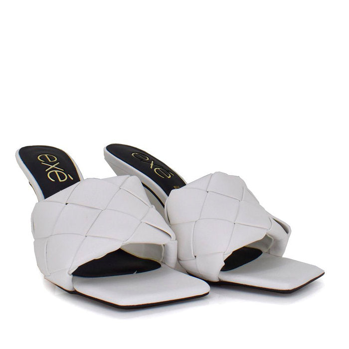 CARLA 710 / WHITE