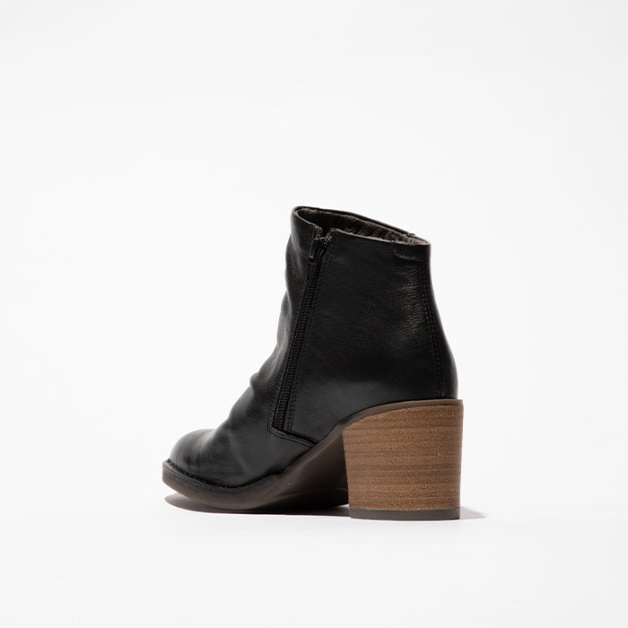 BELL / BLACK