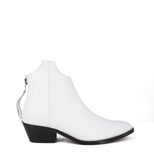 FLORA 3.0 / AN WHITE