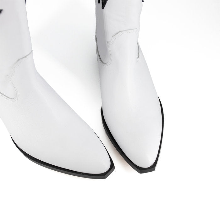 SUARA 2.0 / WHITE BLACK