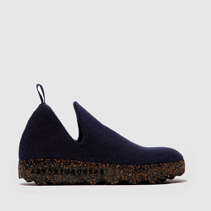 CITY / NAVY