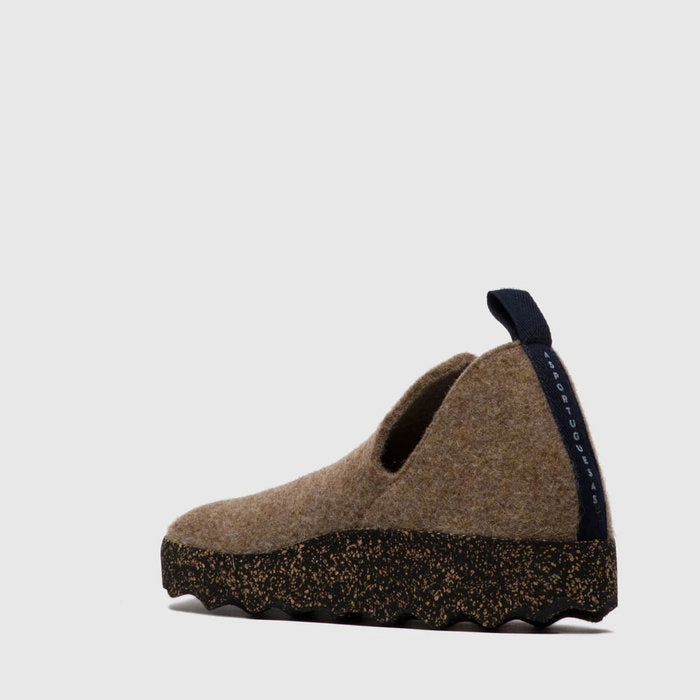 CITY / TAUPE