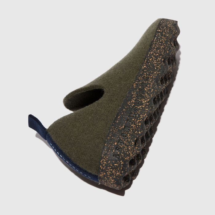 CITY / MILITARY GREEN