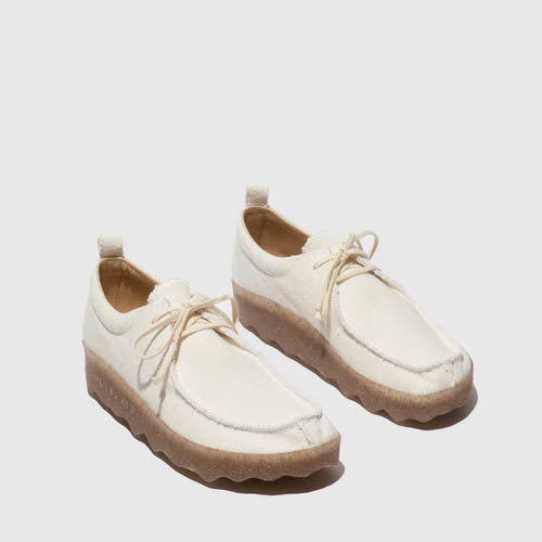 CHAT / IVORY