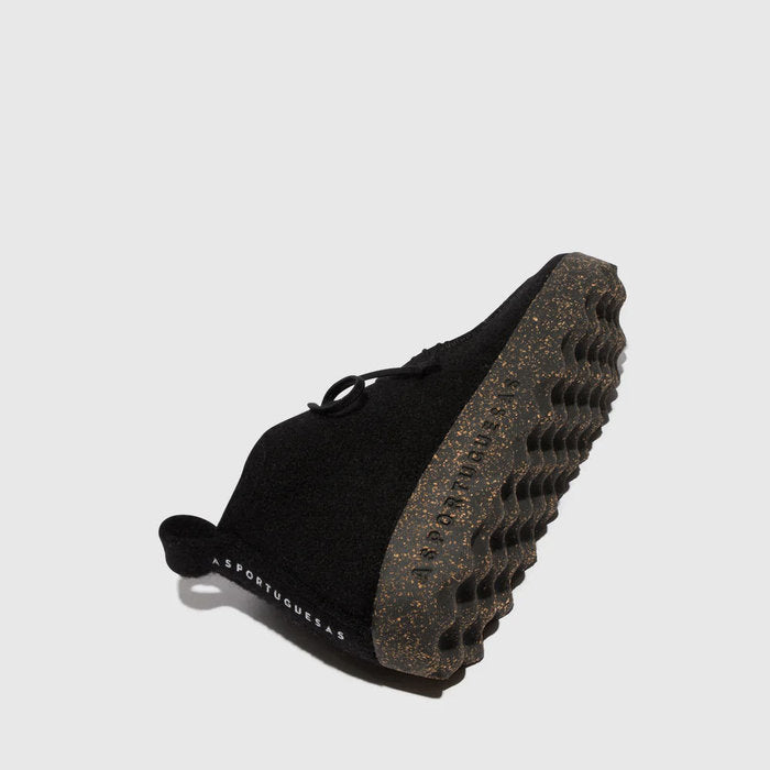 CODY / BLACK