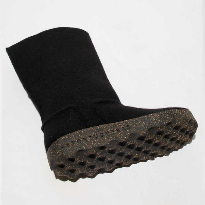 CORA / BLACK