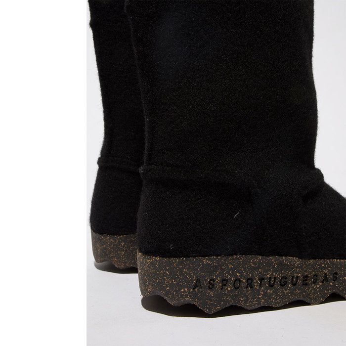 CORA / BLACK