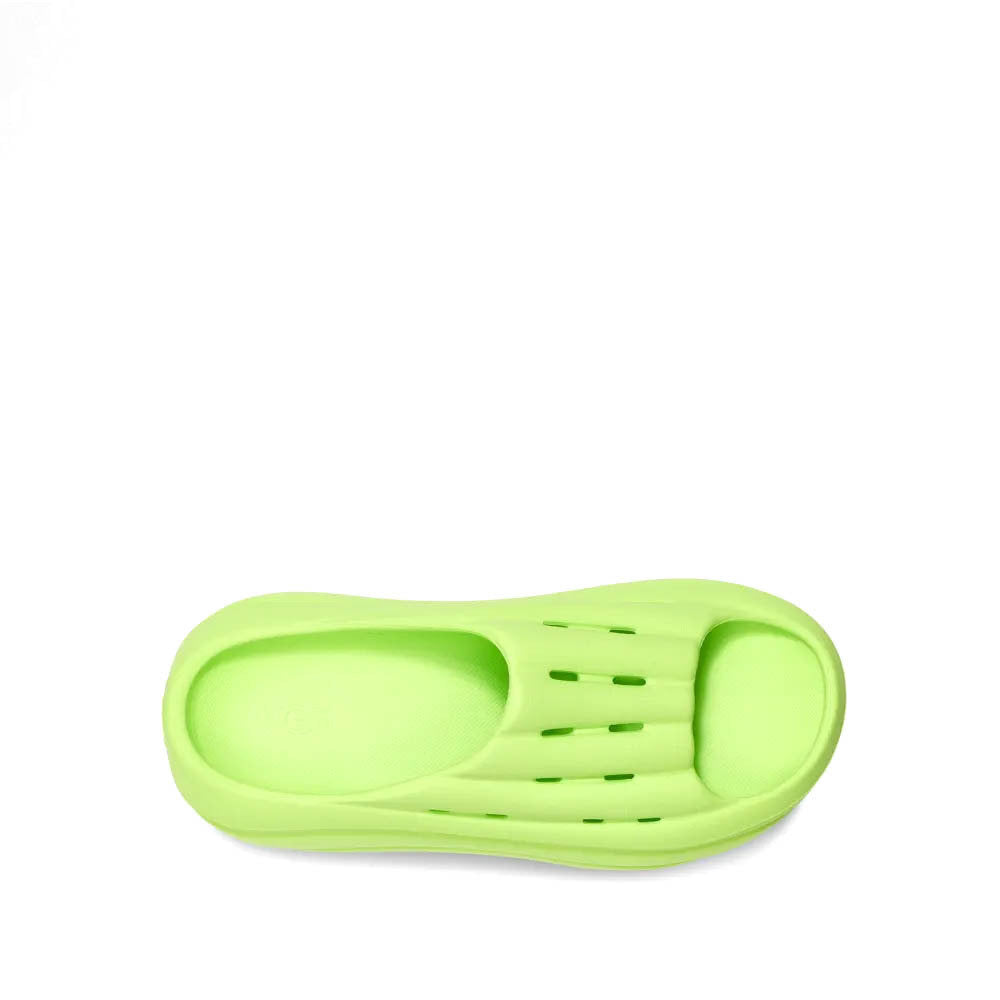 W FOAMO SLIDE / PALE CHARTREUSE