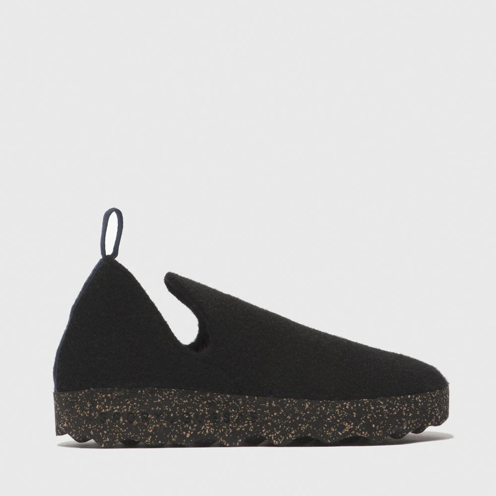 CITY M / BLACK