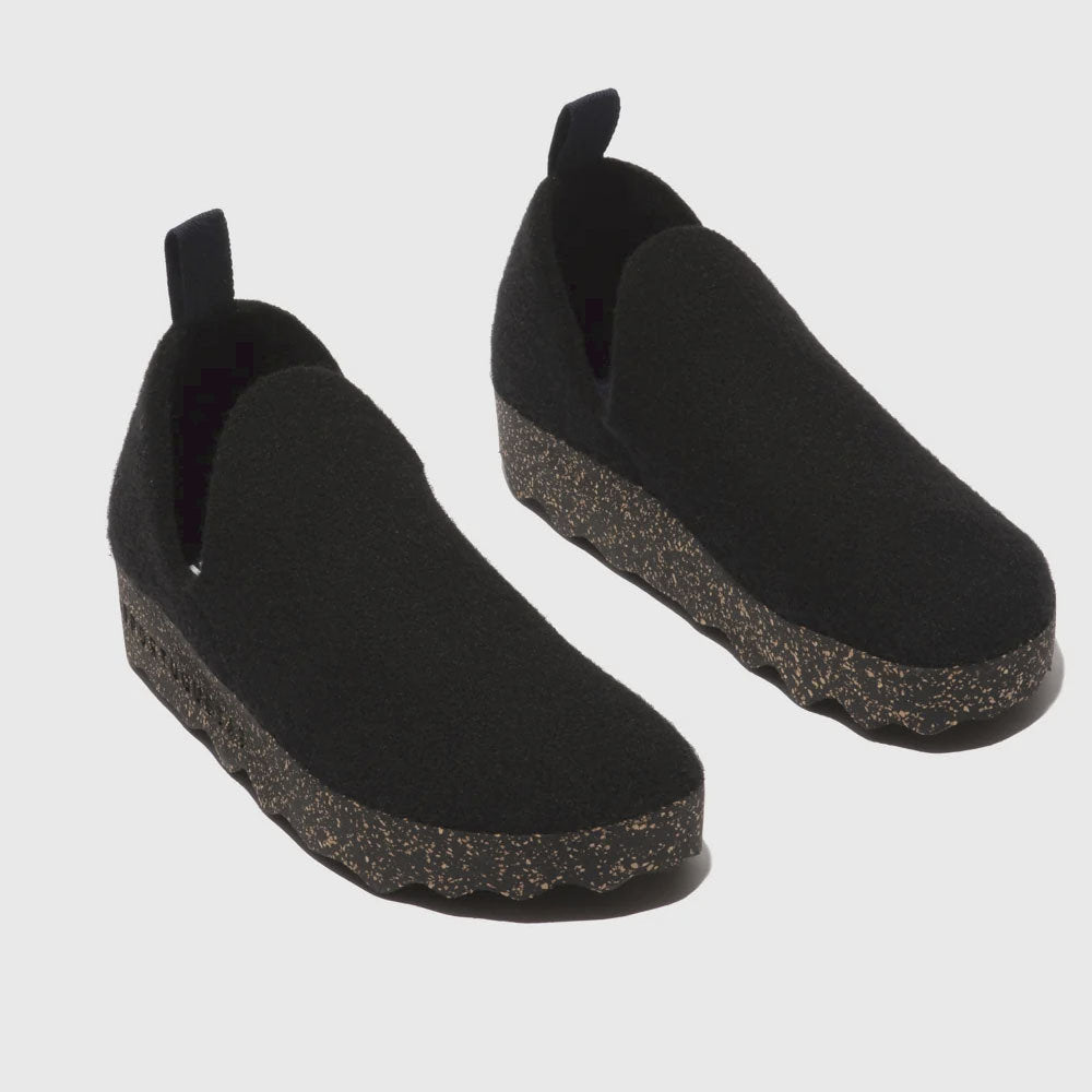 CITY M / BLACK