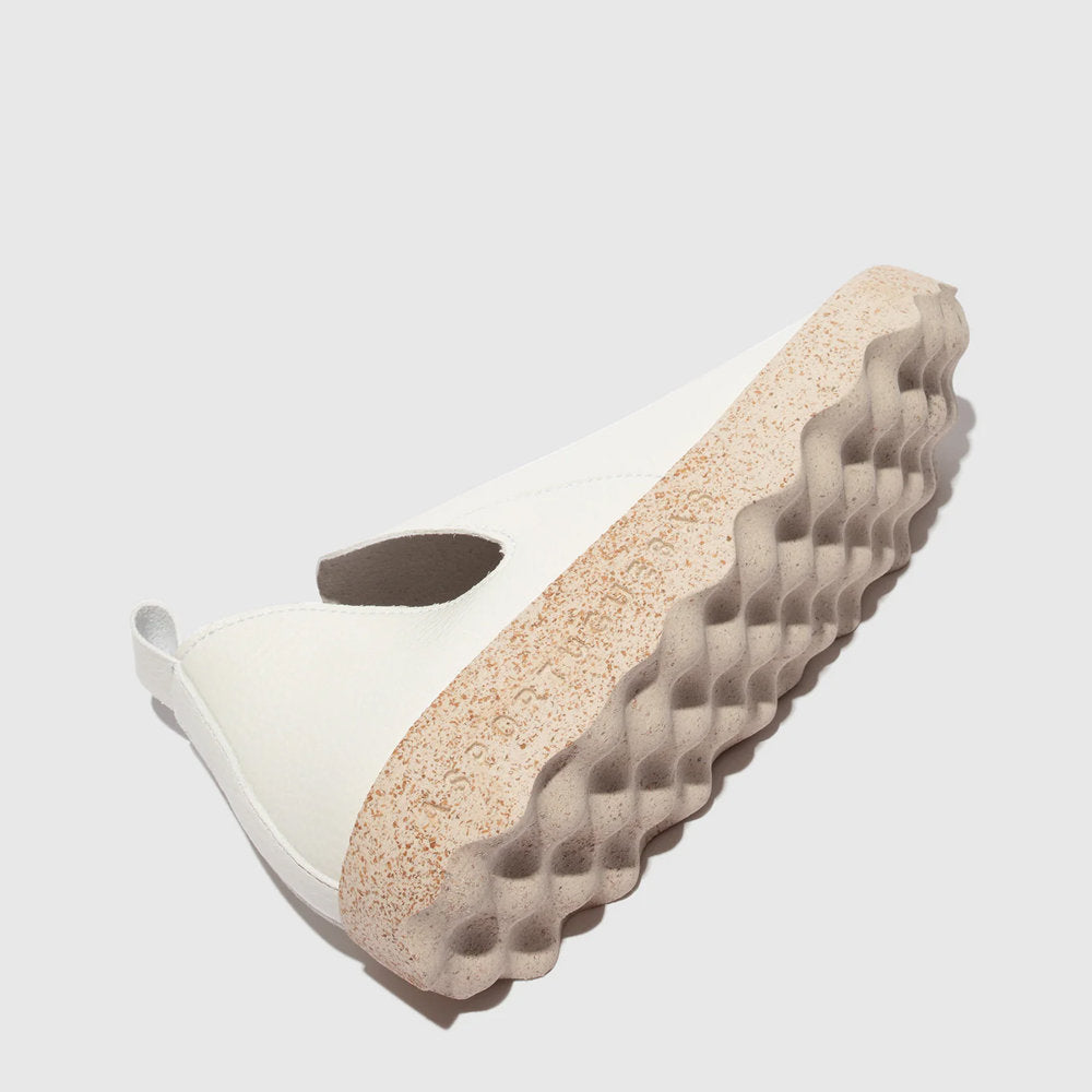 CLOE L / WHITE