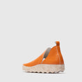 Load image into Gallery viewer, CLOE L / ORANGE
