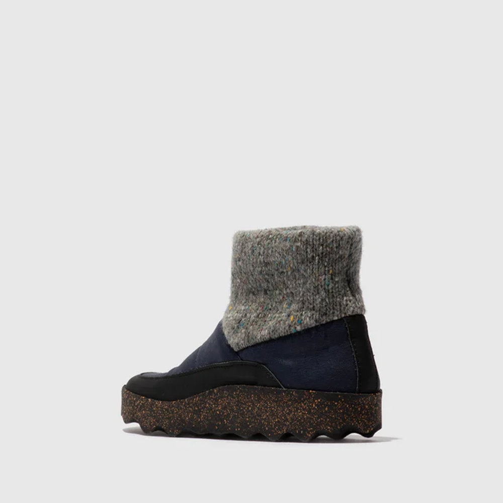 CLOSE L / NAVY
