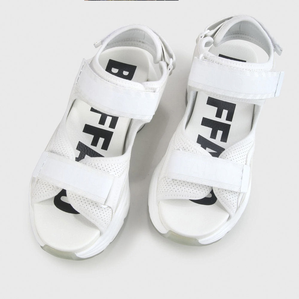 BINARY 0 / WHITE