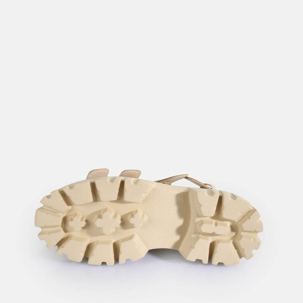 LION HARD / CREAM