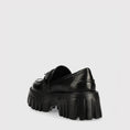 Load image into Gallery viewer, LION LOAFER / BLACK
