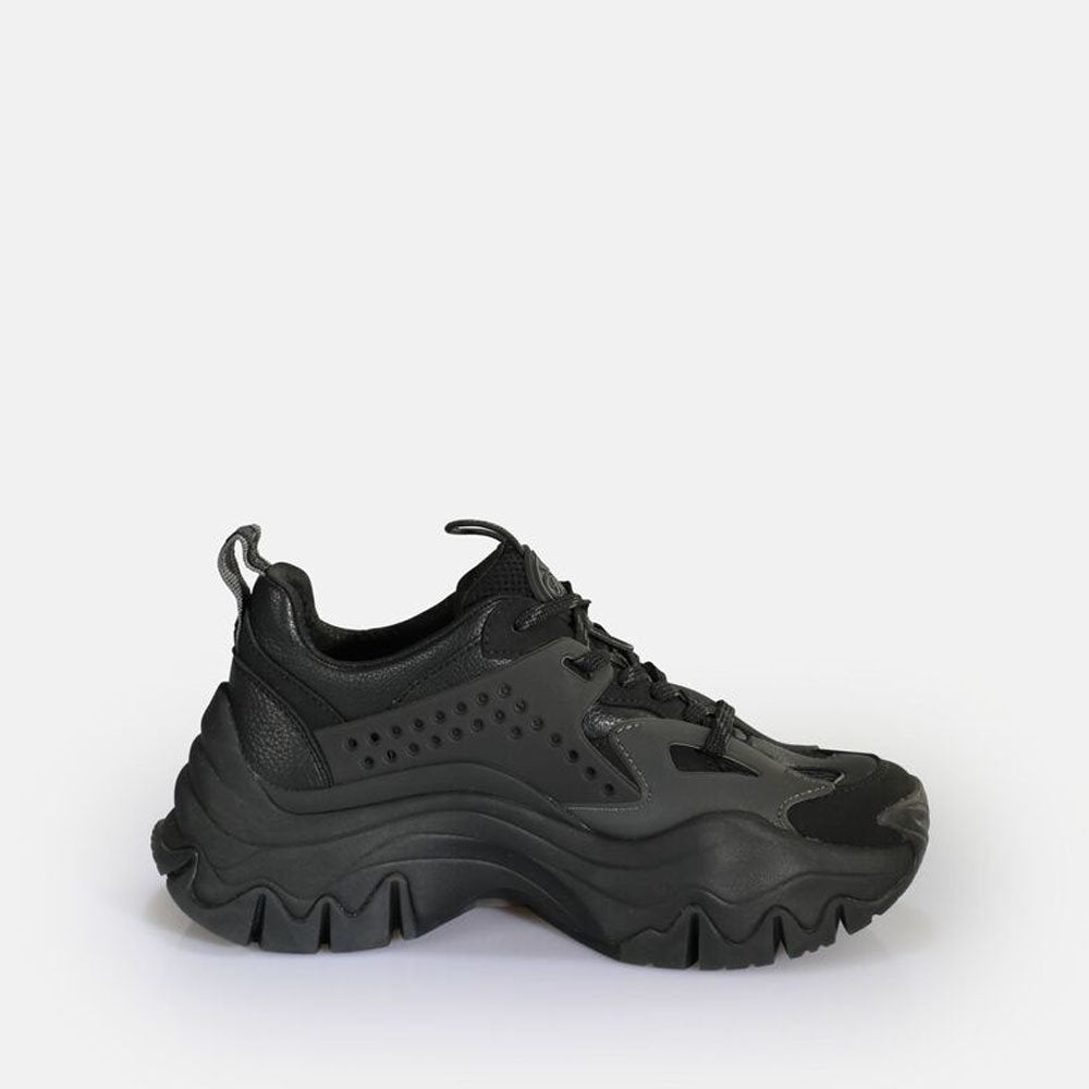 TRAIL ONE / BLACK