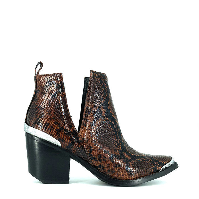 CROMWELL / BLACK+BROWN