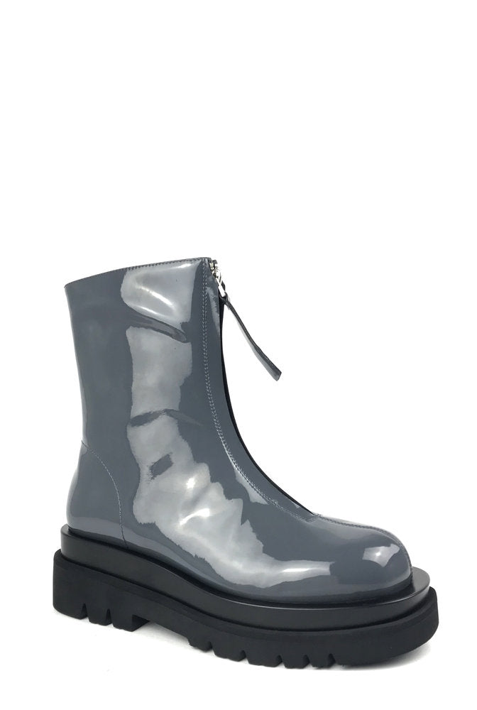 DOZED / GREY