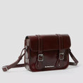 carregar imagem na visualização da galeria, DR.MARTENS-AB093601-7INCVEGANCROSSBODYBAG-CHERRYRED-6

