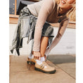 Load image into Gallery viewer, 8065 MARY JANE / SAVANNAH TAN
