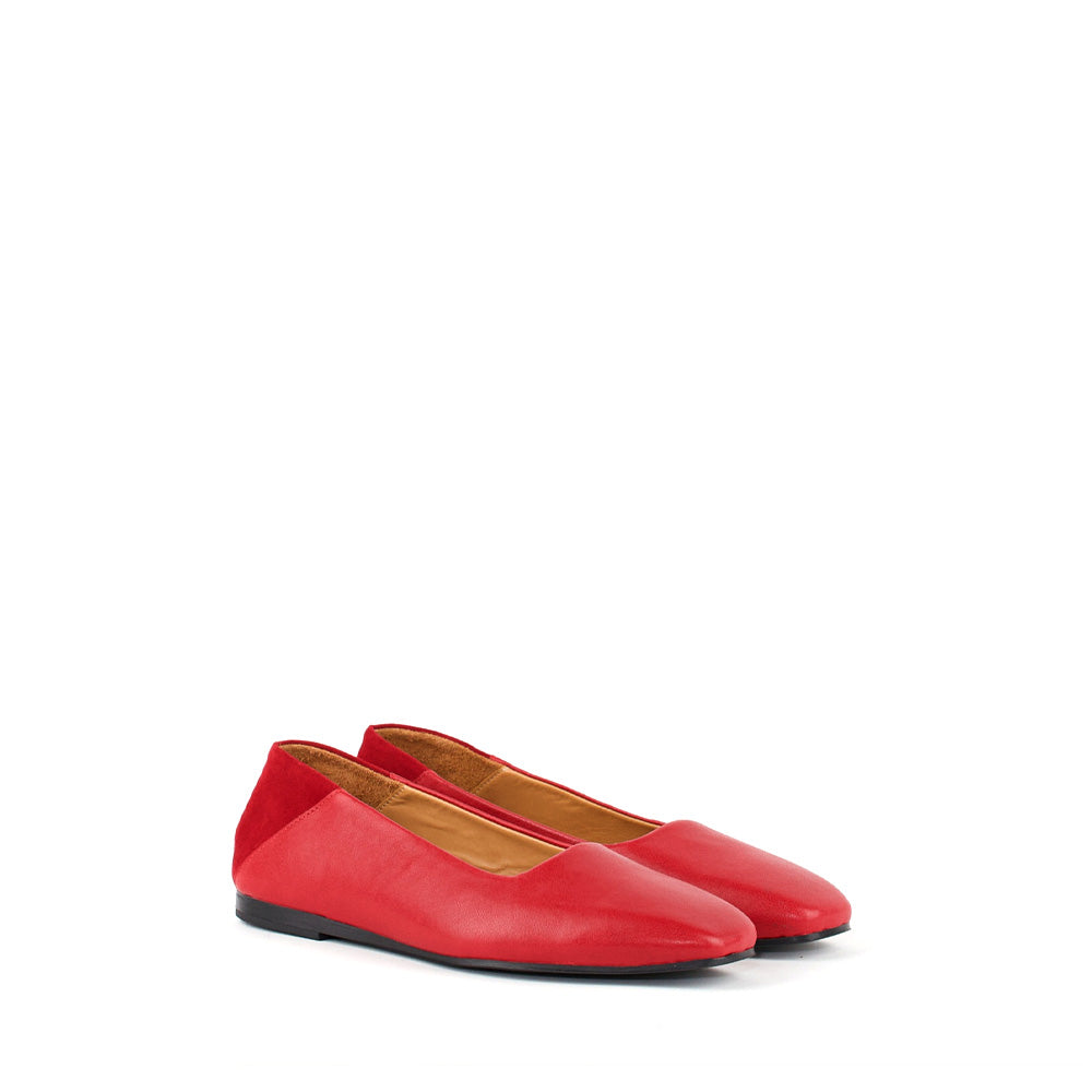AMURU / RED