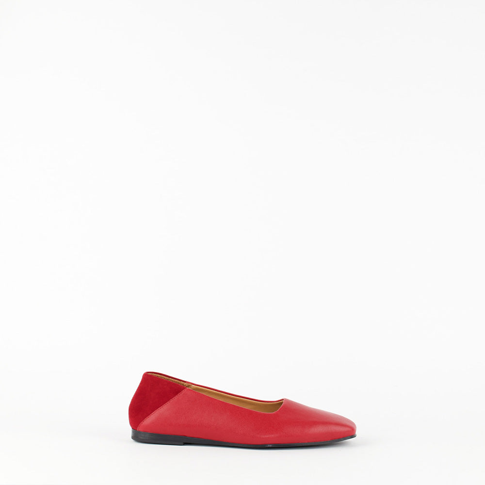 AMURU / RED