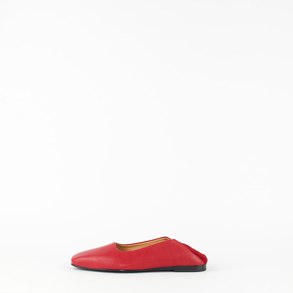 AMURU / RED