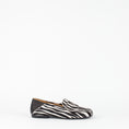 Load image into Gallery viewer, HEMPY / ZEBRA
