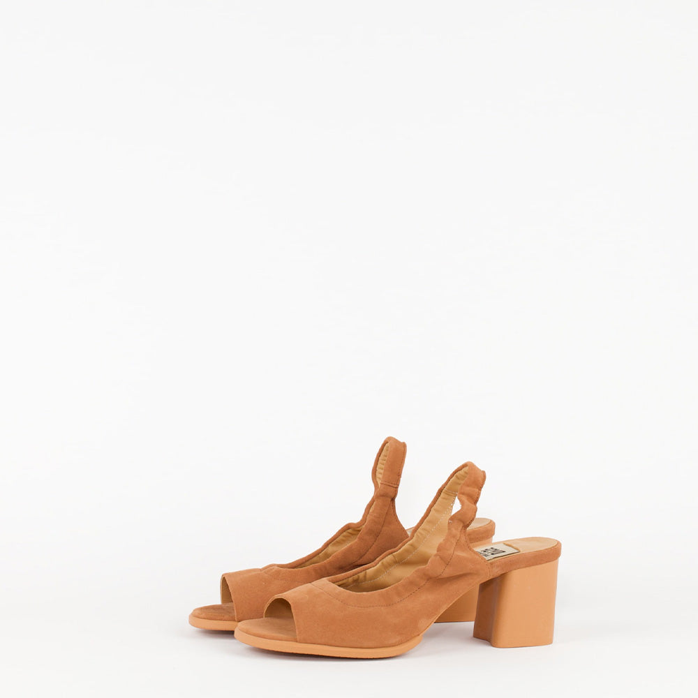 NURMIRI / CM CAMEL