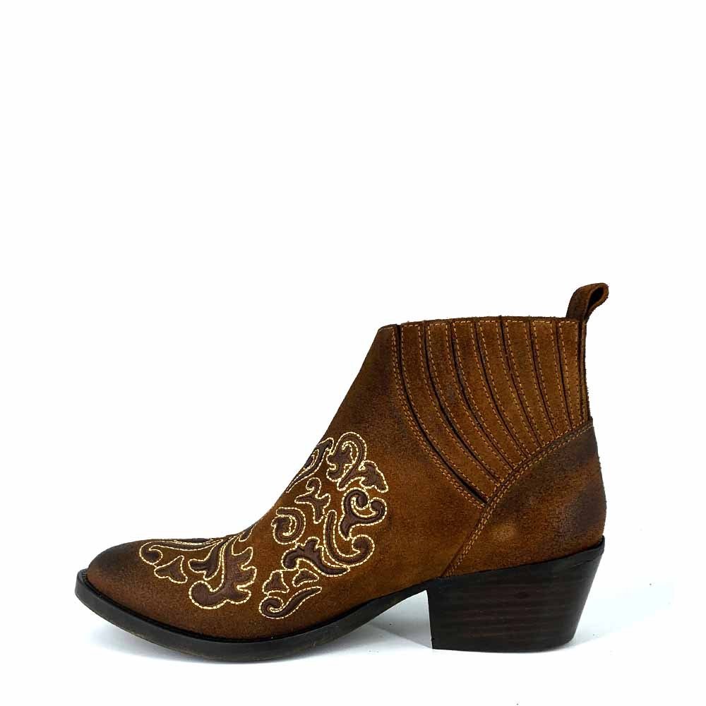 OWEN 921 / CUERO