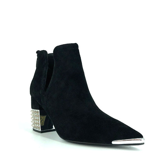 FIN / BLACK
