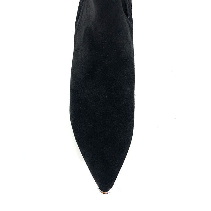 FIN / BLACK