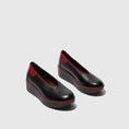 Load image into Gallery viewer, JURY / BLACK (BURGUNDY)
