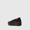 Load image into Gallery viewer, JURY / BLACK (BURGUNDY)
