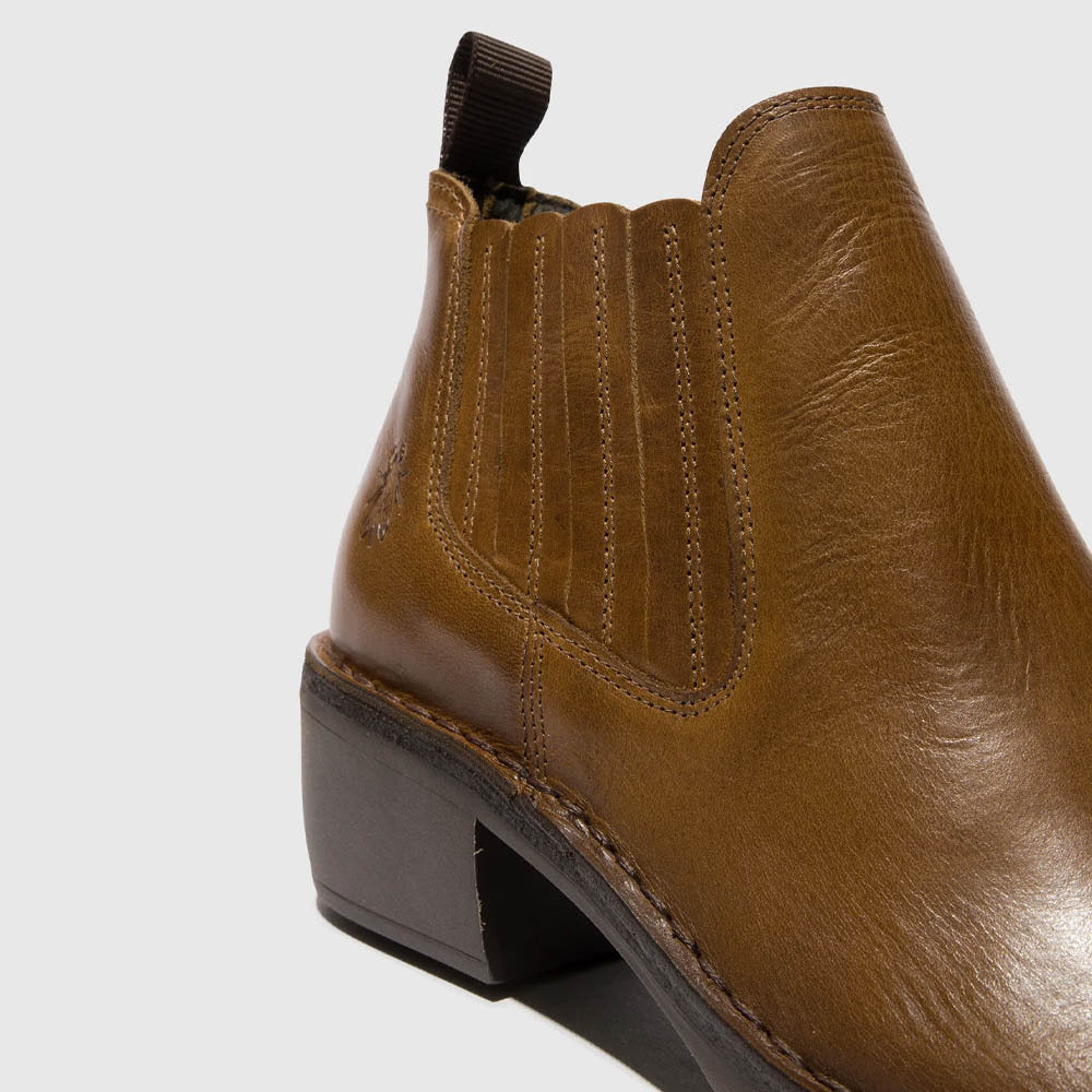 MOOF / CAMEL
