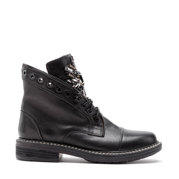 GARDENIA-ALMA-EN-PENA-I22301-BLACK