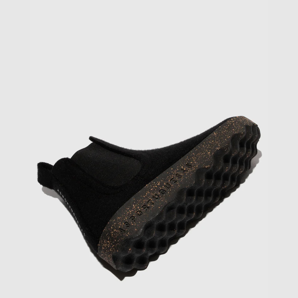 CAIA M / BLACK