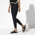 carregar imagem na visualização da galeria, GARDENIA-BIRKENSTOCK-051793-ARIZONA-BLACKS-1
