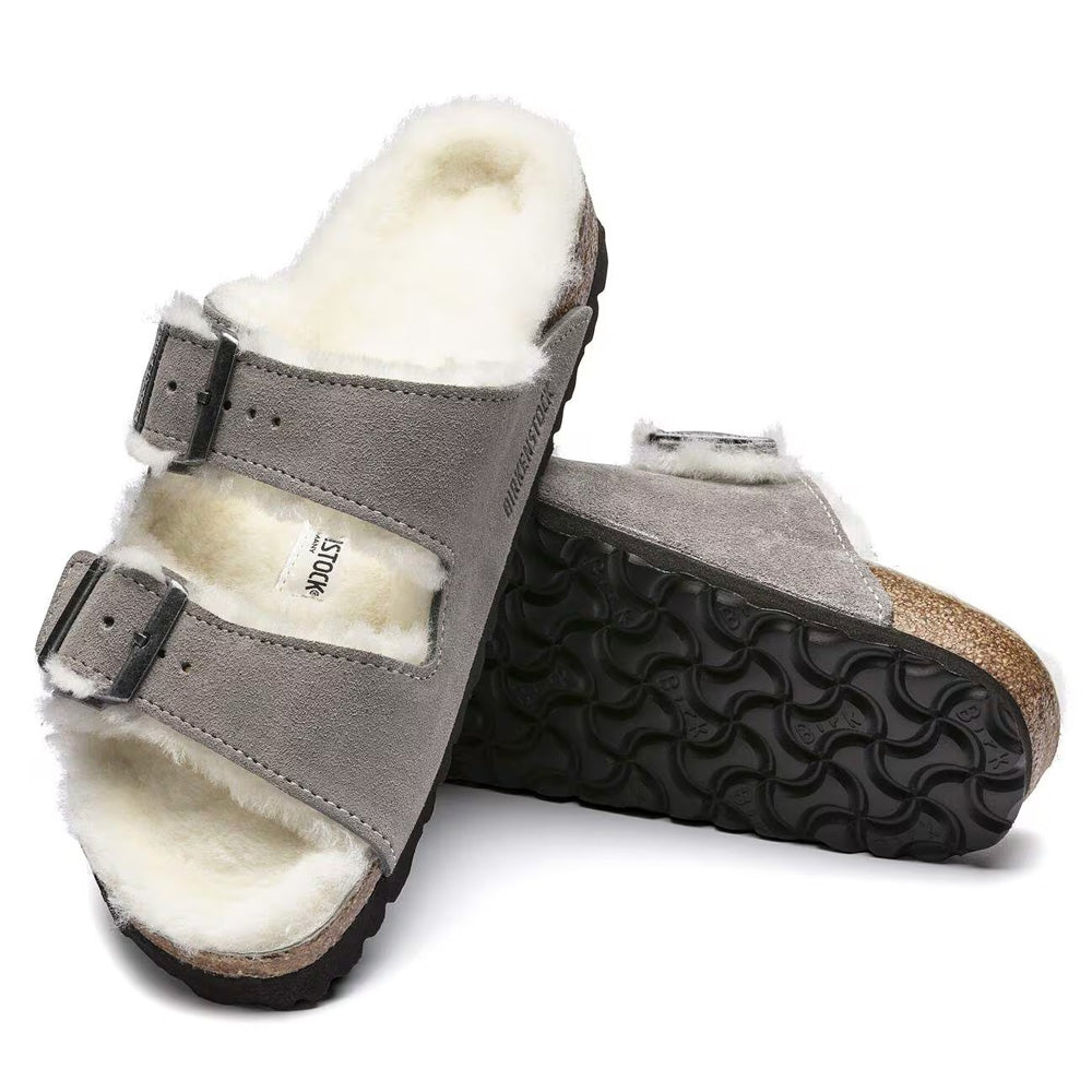 GARDENIA-BIRKENSTOCK-1017403-ARIZONA-SHEARLING-LEVE-R-STONE-COIN-LAF-1
