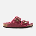 carregar imagem na visualização da galeria, GARDENIA-BIRKENSTOCK-1020464-ARIZONASHEARLINGLEVE-N-MAROONLA-3

