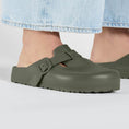 Load image into Gallery viewer, GARDENIA-BIRKENSTOCK-1026215-BOSTONEVAR-KHAKI-3
