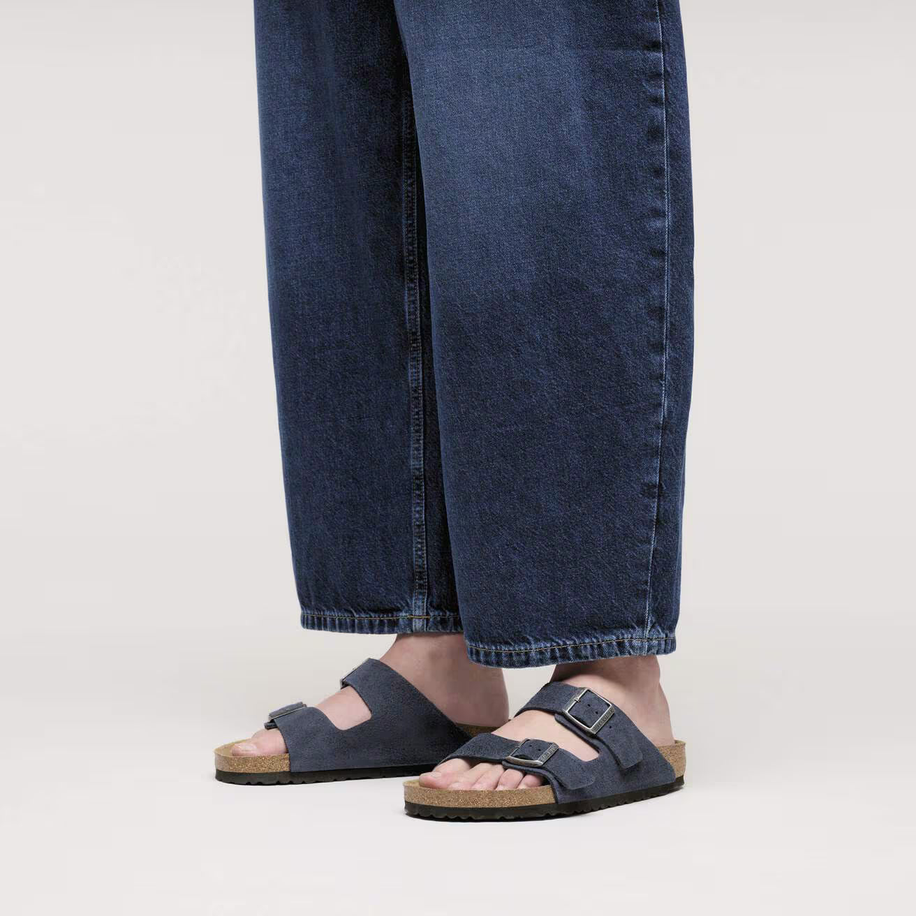 GARDENIA-BIRKENSTOCK-1030895-ARIZONA-LEVE-N-NEW-NAVY-4