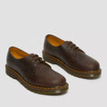 carregar imagem na visualização da galeria, GARDENIA-DR-MARTENS-11838201-1461-C-H-DARK-BROWN-1
